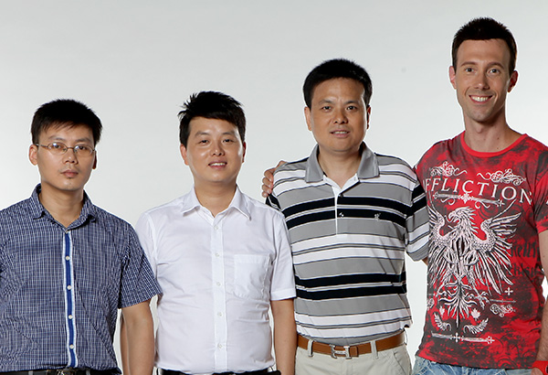 年輕人禿頂怎么辦，禿頂與頭發(fā)稀疏有什么關(guān)系？