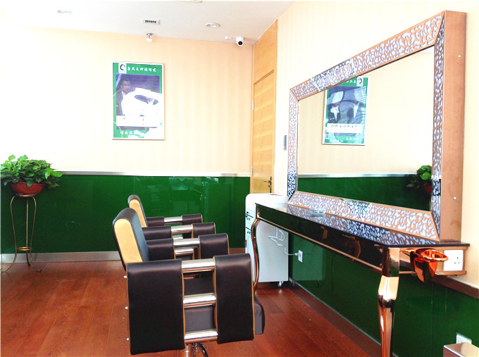 濟(jì)南哪里賣女士假發(fā)？愛(ài)美女士關(guān)注的焦點(diǎn)