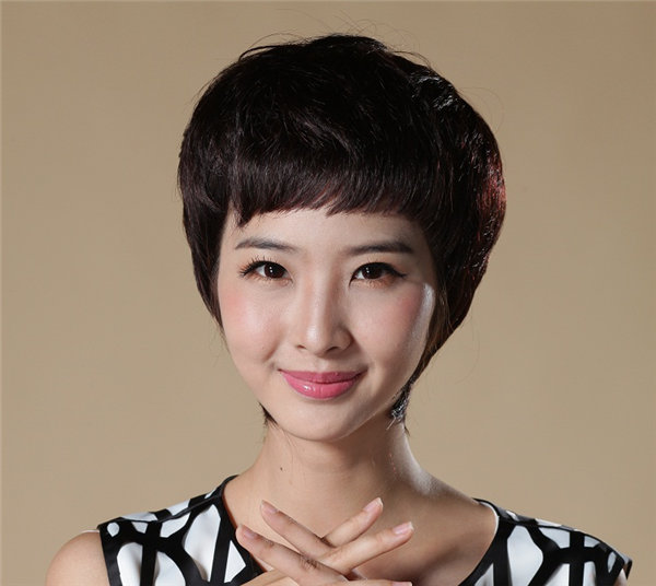 大連假發(fā)套如何選擇？脫發(fā)一定要做定制假發(fā)嗎？