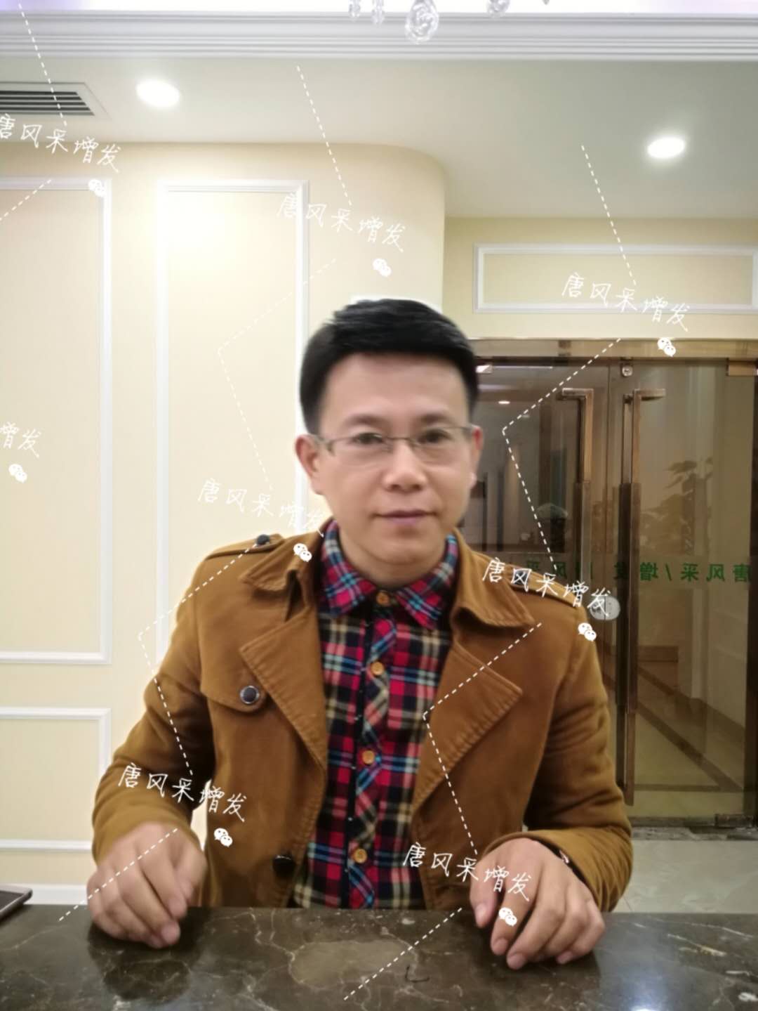 這人在唐風采假發(fā)后，讓人大吃一驚