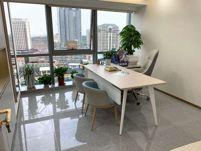 唐風(fēng)采云尚國際時(shí)尚中心店 \