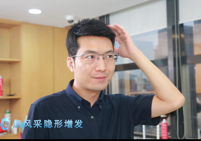 頭發(fā)太少,剃光頭 \