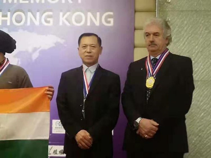 腦力錦標(biāo)賽 \