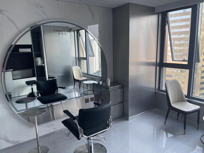 南京假發(fā)店 \