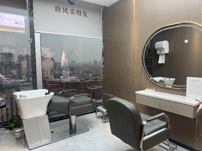 南昌哪有假發(fā)實體店 \